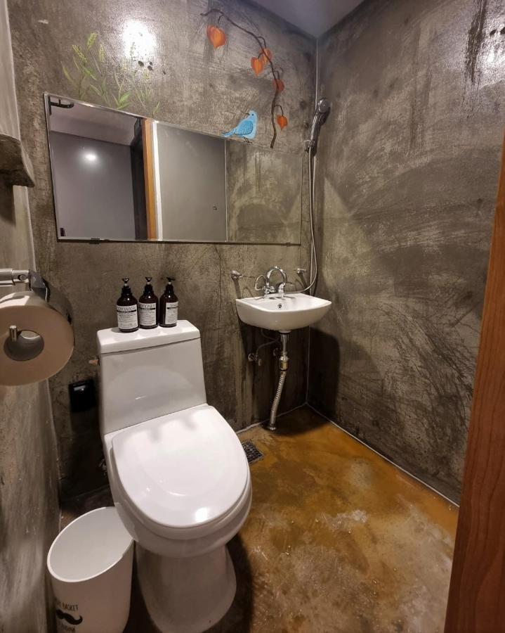 Hwon Guesthouse Seoul Bagian luar foto