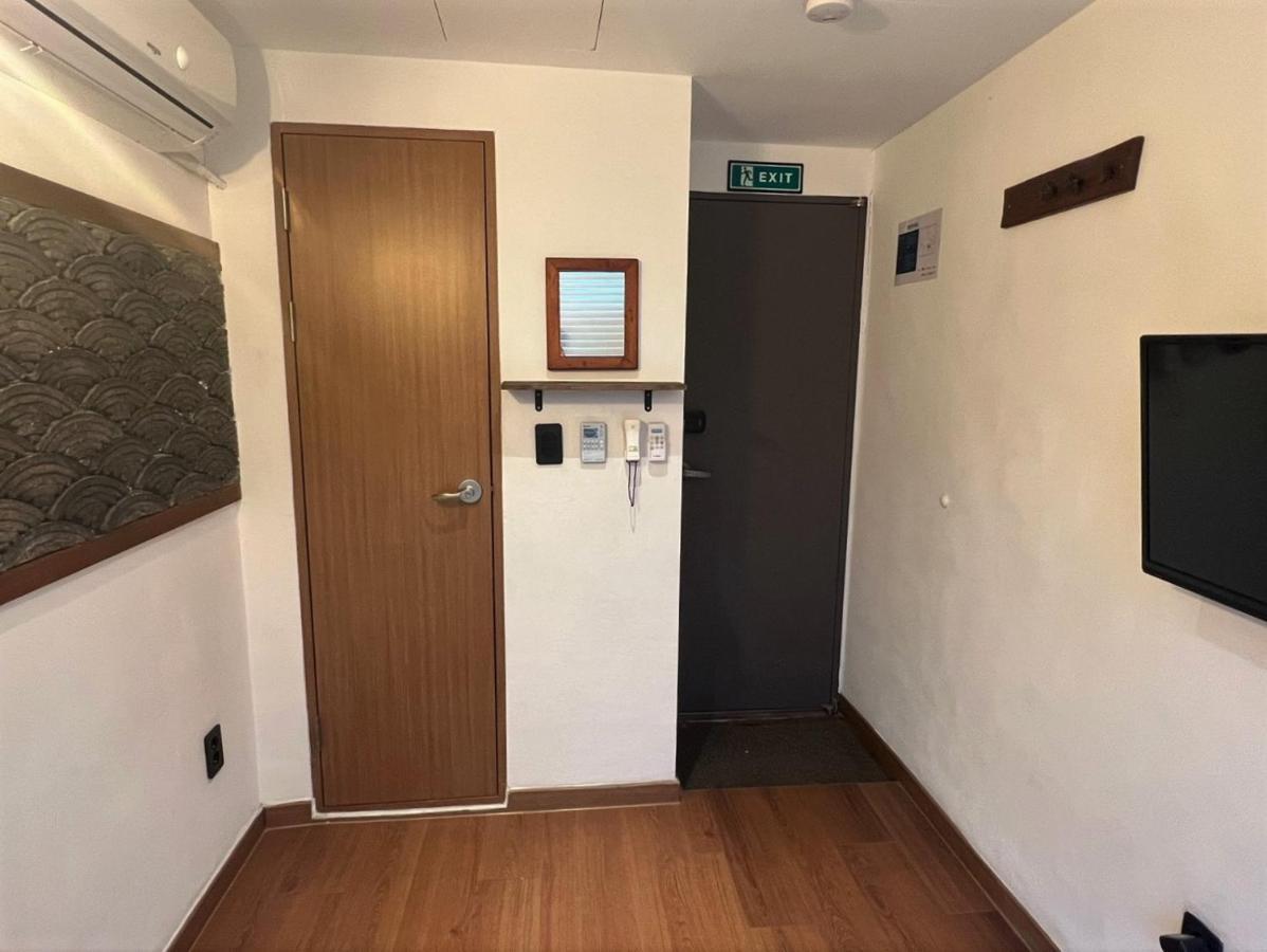 Hwon Guesthouse Seoul Bagian luar foto