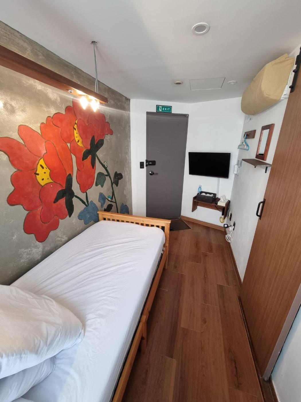 Hwon Guesthouse Seoul Bagian luar foto